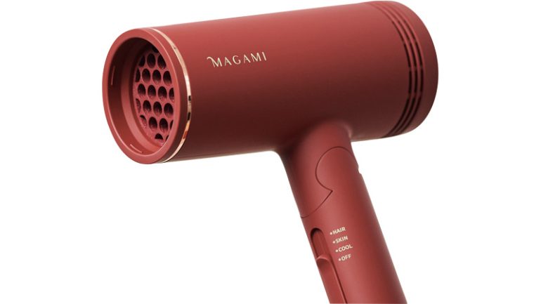 ヘイゼル・トンプソン『MAGAMI』
