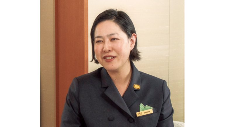 坂田玲子総支配人