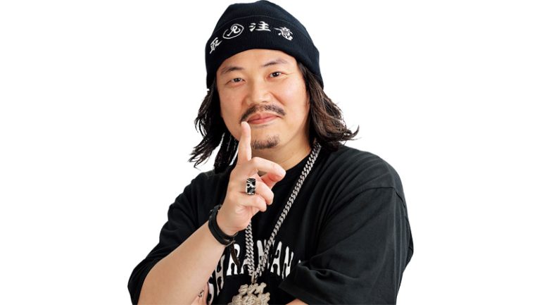 橋本吉史
