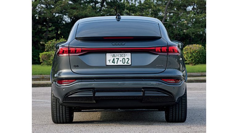 アウディ『Q6 Sportback e-tron』
