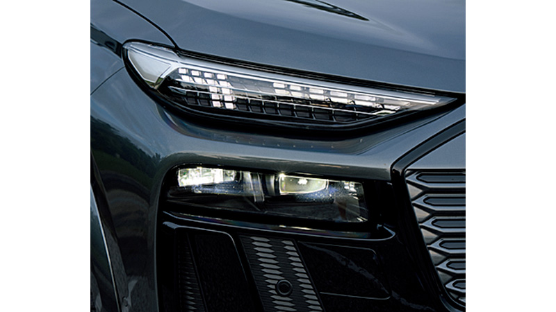 アウディ『Q6 Sportback e-tron』