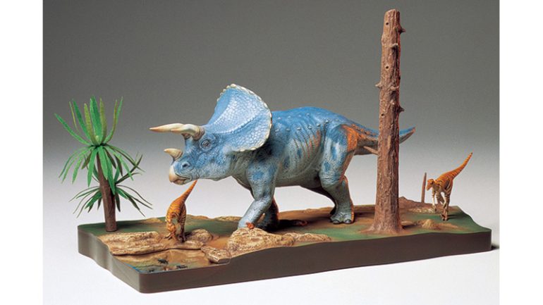 タミヤ『1/35 恐竜世界シリーズ トリケラトプス 情景セット』