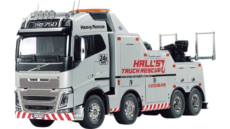 タミヤ『1/14電動RC ボルボ FH16 グローブトロッター 750 8x4 レッカートラック（シルバーエディション）』
